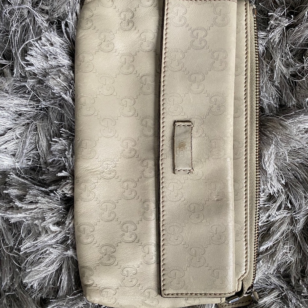 WHITE/CREAM GUCCI FANNY PACK